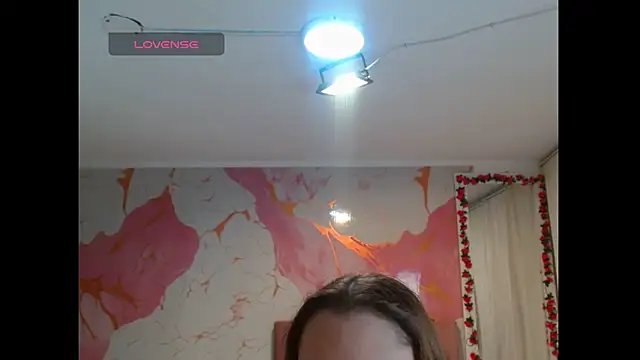 Snapshot of scarlet1609 chatting on July 8, 2:40 pm scarlet1609 online show from July 8, 2:40 pm