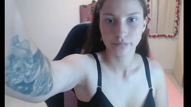 scarlet1609 online show from April 21, 2:01 pm