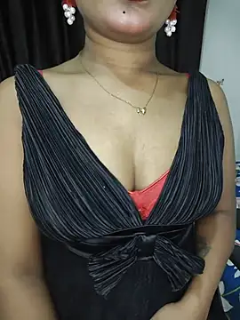 Snapshot of Piyu_x chatting on May 17, 7:03 pm Piyu x online show from May 17, 7:03 pm