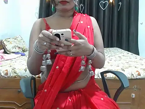 Snapshot of Piyu_x chatting on June 15, 5:56 pm Piyu x online show from June 15, 5:56 pm