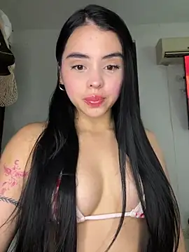 mimihot777 online show from April 2, 10:05 pm