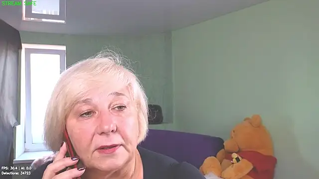 Milane Milky online show from June 18, 5:17 am