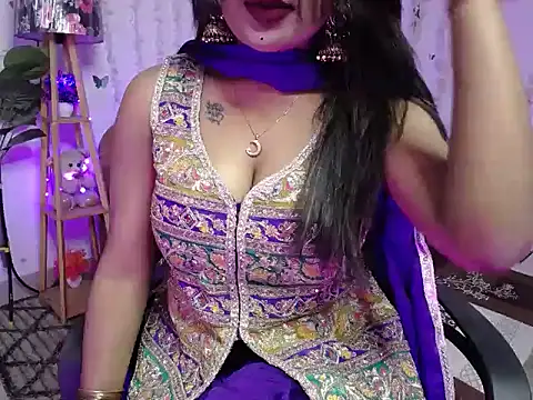 Naughty Stripgirl0 online show from April 22, 5:31 pm
