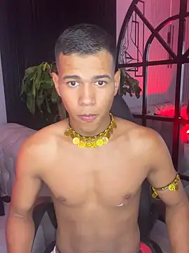 noahdark  online show from May 10, 12:47 am