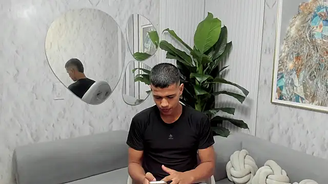 noahdark  online show from April 24, 2:02 am