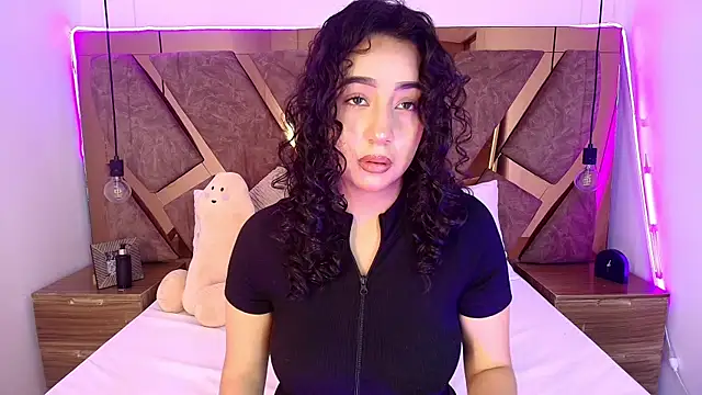bella swwan  online show from June 21, 6:36 pm
