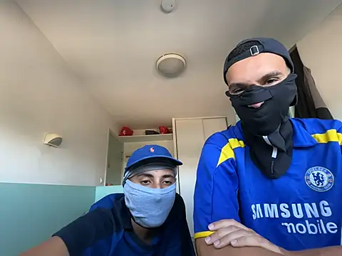 Snapshot of Rebeu_77 chatting on July 2, 3:51 pm Rebeu 77 online show from July 2, 3:51 pm