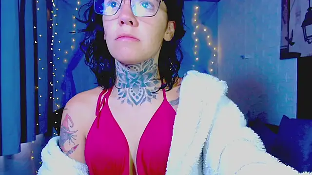 LannieGonzales online show from April 9, 12:33 pm