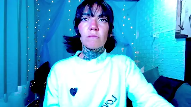 Snapshot of LannieGonzales chatting on March 31, 8:00 pm LannieGonzales online show from March 31, 8:00 pm