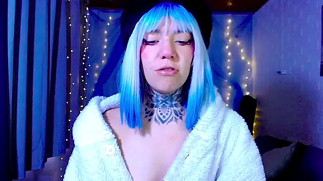 LannieGonzales online show from April 29, 12:31 pm
