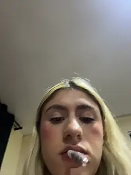 Lia fire online show from April 30, 3:02 am