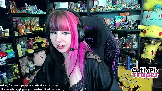 CutieTracer online show from May 24, 4:07 pm