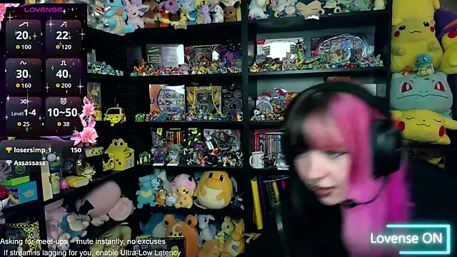 CutieTracer online show from June 7, 3:06 pm