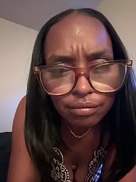 Obeythedoll online show from April 1, 1:08 am