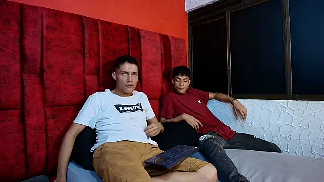 LuckandSamuel online show from April 13, 2:15 am