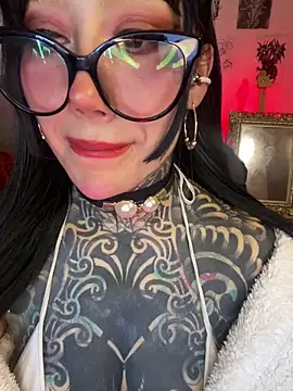 Musedreams online show from April 8, 1:29 am