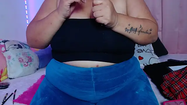 vibeSex1 online show from May 12, 6:36 pm