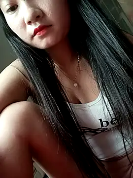 Linh Hoang online show from April 18, 7:11 am