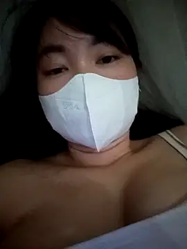 Linh Hoang online show from May 23, 1:04 am