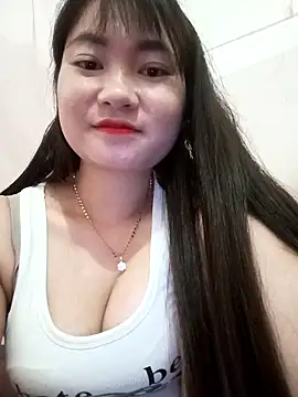 Linh Hoang online show from April 15, 2:06 am