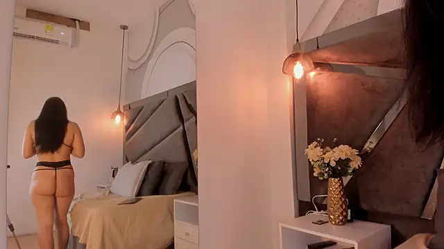 Chloee Parkerr online show from April 27, 3:59 am