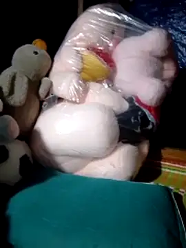 Snapshot of Mi-Naney chatting on June 30, 11:21 am Mi-Naney online show from June 30, 11:21 am