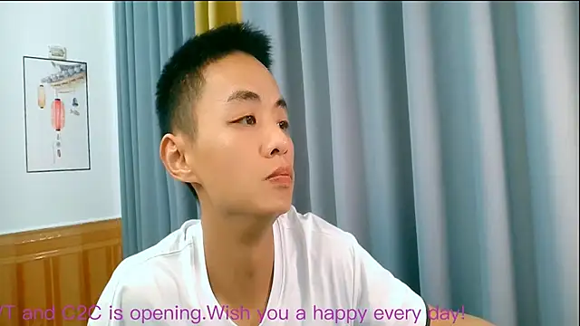 Snapshot of davidboys chatting on June 17, 2:00 am davidboys online show from June 17, 2:00 am