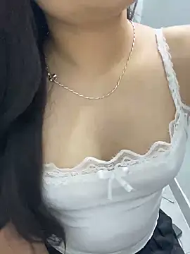 Rosecute11 online show from May 8, 5:55 am
