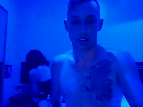 Snapshot of ianantos chatting on March 31, 7:10 am ianantos online show from March 31, 7:10 am