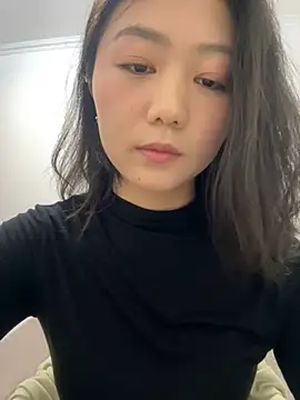 Snapshot of Shanshan_1267 chatting on April 13, 5:55 am Shanshan 1267 online show from April 13, 5:55 am