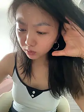 Snapshot of Shanshan_1267 chatting on May 29, 9:04 am Shanshan 1267 online show from May 29, 9:04 am