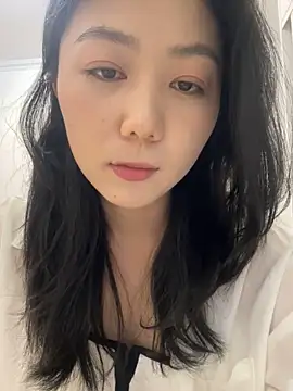 Snapshot of Shanshan_1267 chatting on April 24, 7:43 am Shanshan 1267 online show from April 24, 7:43 am