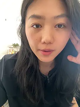 Snapshot of Shanshan_1267 chatting on April 18, 6:16 am Shanshan 1267 online show from April 18, 6:16 am