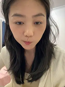 Snapshot of Shanshan_1267 chatting on April 30, 10:44 am Shanshan 1267 online show from April 30, 10:44 am