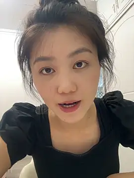 Snapshot of Shanshan_1267 chatting on May 10, 2:08 pm Shanshan 1267 online show from May 10, 2:08 pm