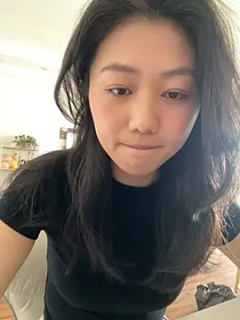 Snapshot of Shanshan_1267 chatting on April 25, 3:53 am Shanshan 1267 online show from April 25, 3:53 am