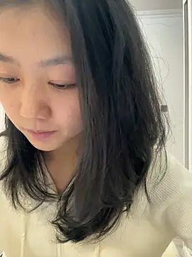 Snapshot of Shanshan_1267 chatting on April 14, 12:21 pm Shanshan 1267 online show from April 14, 12:21 pm