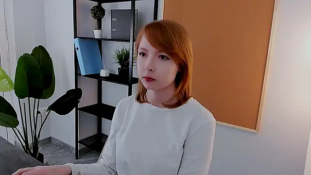 CherryCrushLove online show from April 10, 5:58 am