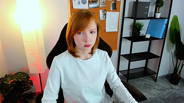 CherryCrushLove online show from May 11, 6:04 am