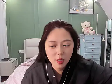 xinxin7766 online show from April 3, 1:28 pm