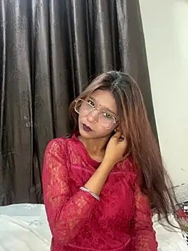 Cutiepie- online show from April 9, 5:41 pm