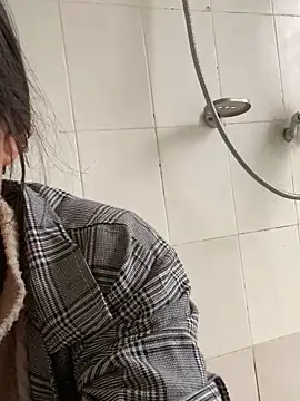 Elisa-a online show from April 15, 1:44 am