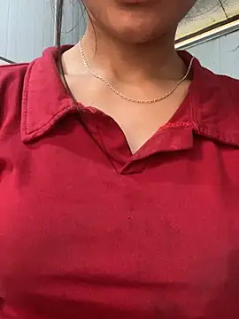 Elisa-a online show from April 2, 9:38 am