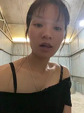 Elisa-a online show from April 13, 4:16 am