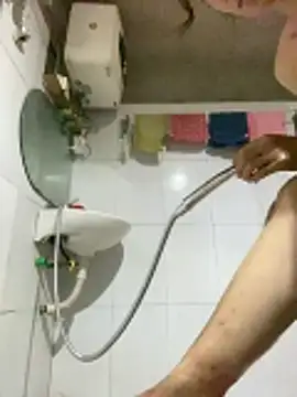 Elisa-a online show from April 18, 3:14 pm