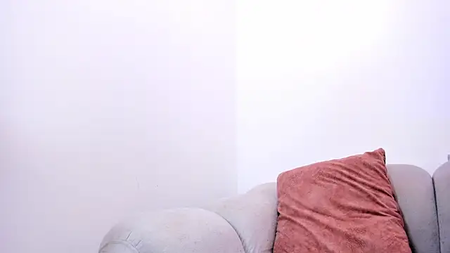isabellajons online show from April 10, 5:47 am