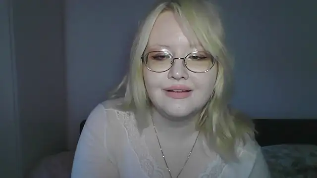 Elayne Sweet online show from April 29, 6:17 am