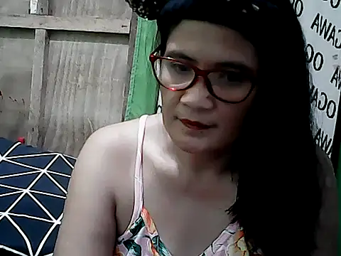 PinayZaira online show from April 17, 5:54 am
