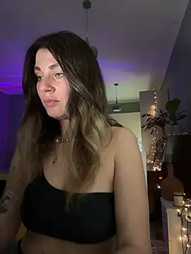 Snapshot of Rita_Tease chatting on June 18, 7:19 pm Rita Tease online show from June 18, 7:19 pm