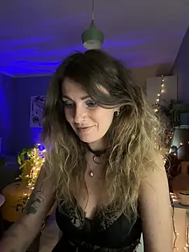 Snapshot of Rita_Tease chatting on April 28, 7:29 pm Rita Tease online show from April 28, 7:29 pm